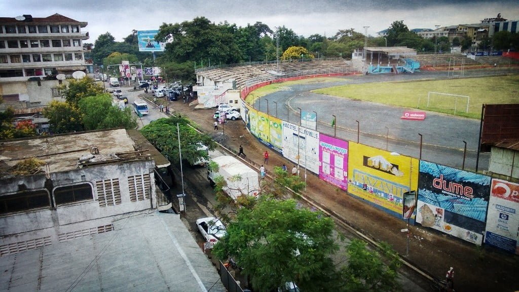 Stadio di Arusha. Vista dall'albergo